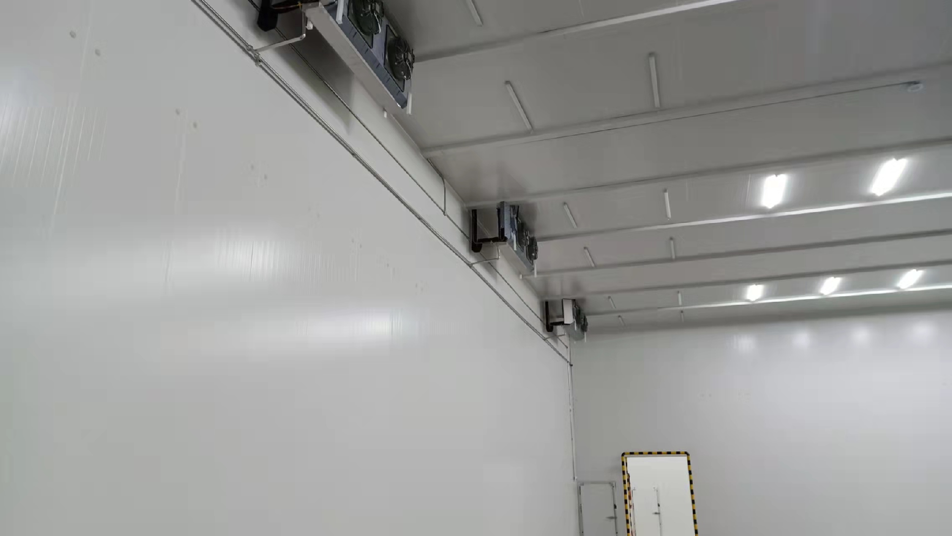 建設1100㎡醫(yī)院冷藏庫安裝費用價格是多少？